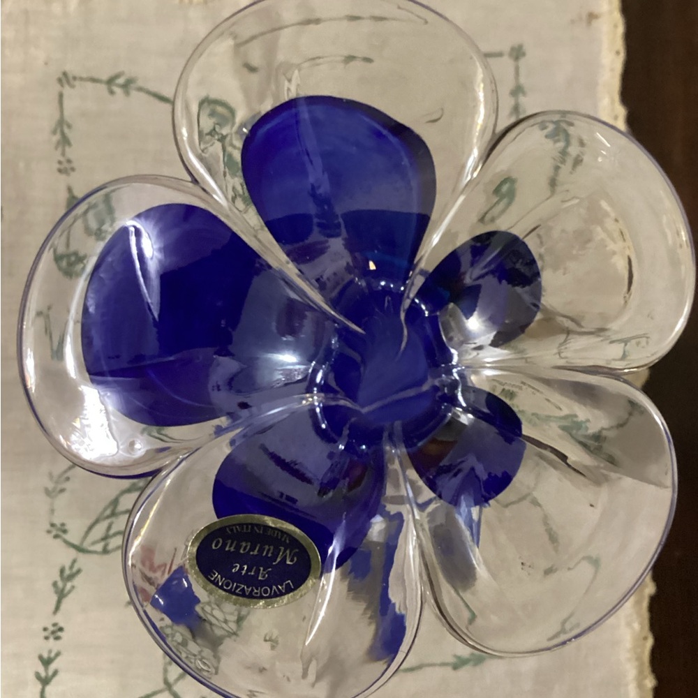 Vintage cobalt blue tulip murano glass flower vase